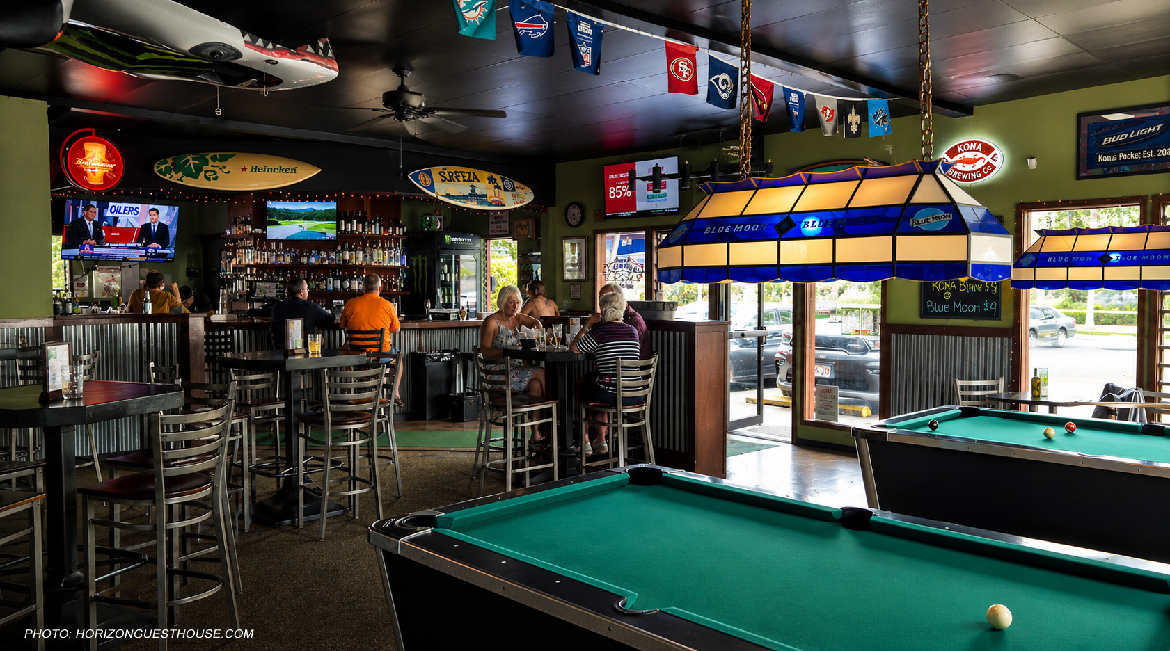 Korner Pocket Sports Bar & Grill